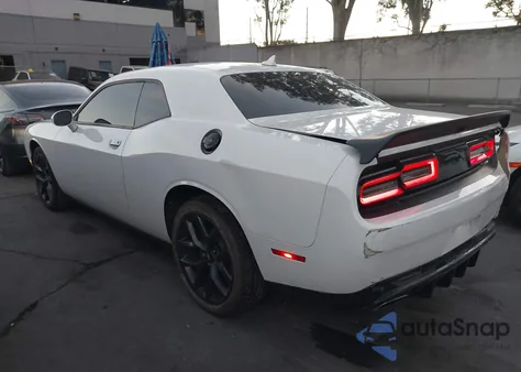 2023 Dodge Challenger Sxt z USA, uszkodzony, nr VIN 2C3CDZAGXPH693171